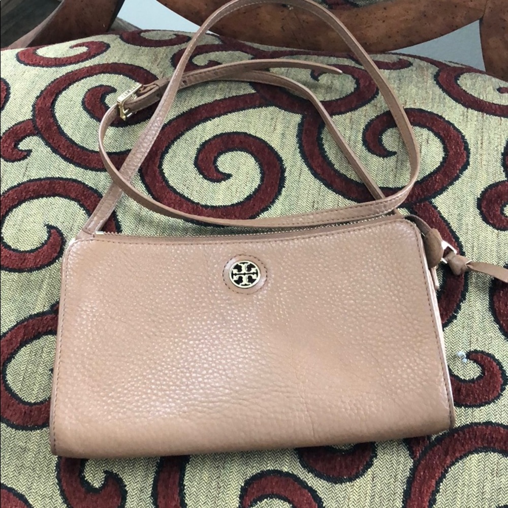 Tory Burch Brown Leather Robinson wallet Crossbody